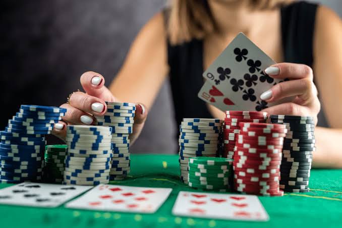 How Community Reports Help Eat-and-Run Police Identify Suspicious Betting Websites